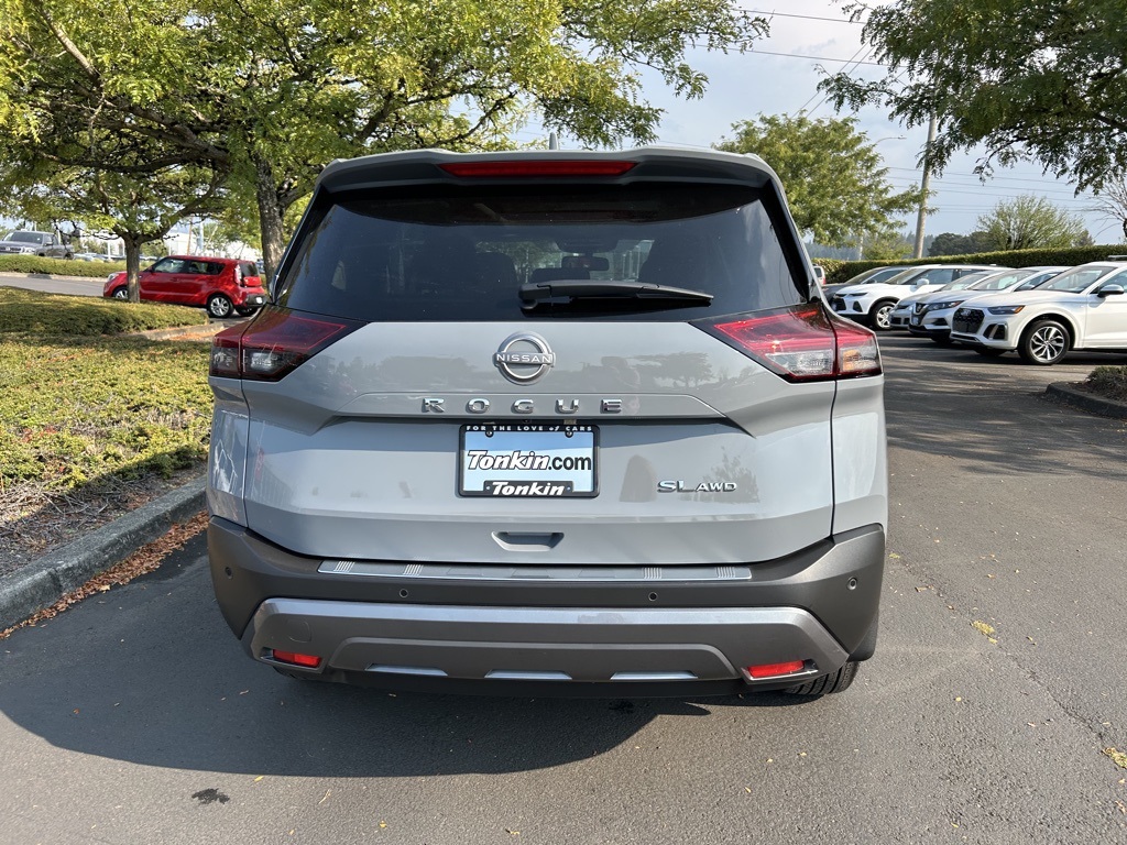 2022 Nissan Rogue SL photo 6