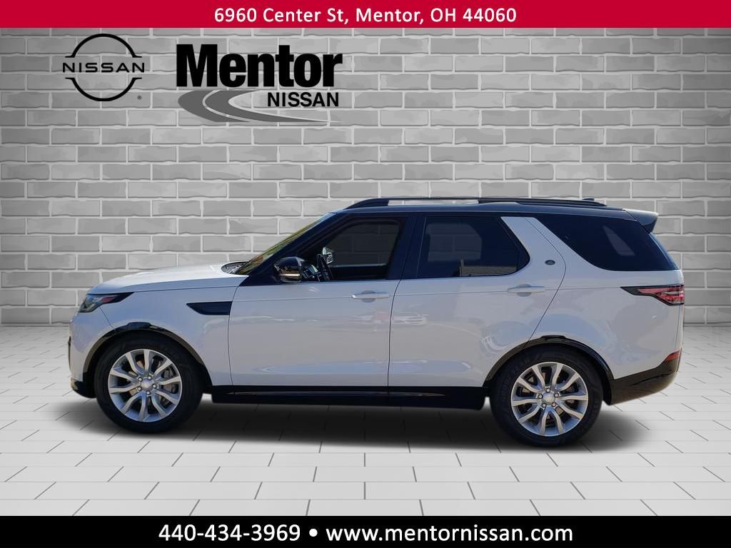 2018 Land Rover Discovery HSE photo 3