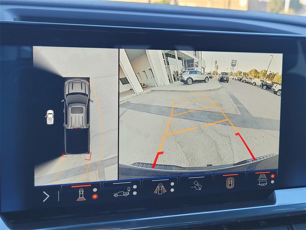 2025 Chevrolet Silverado 1500 RST photo 13