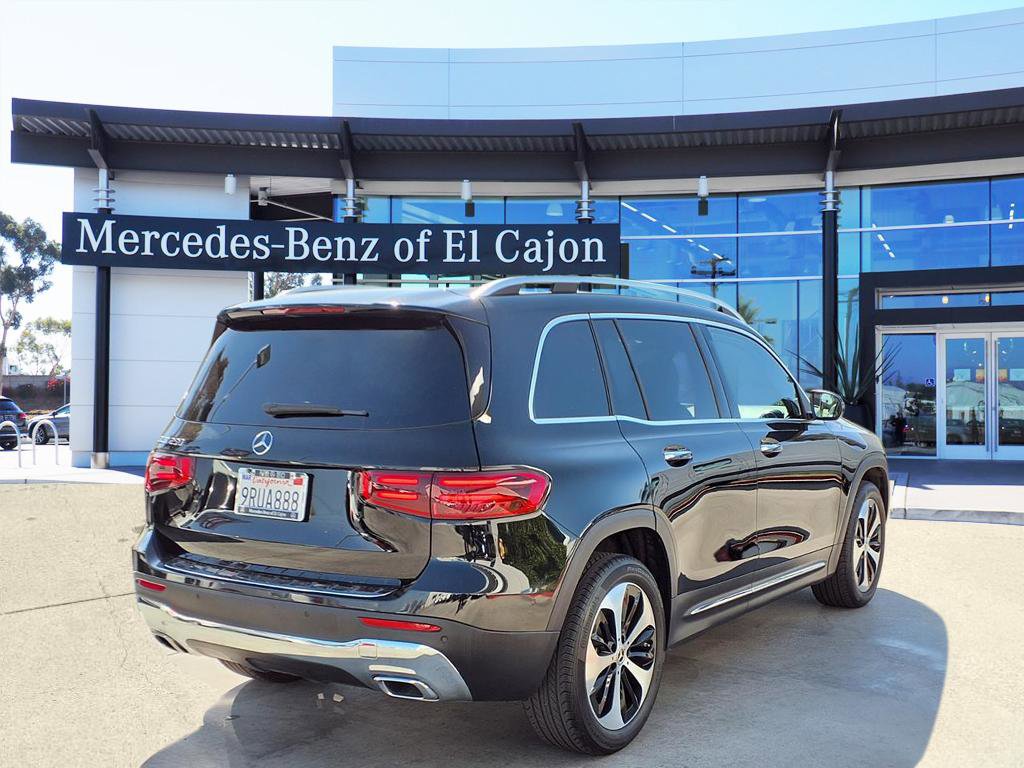 2024 Mercedes Benz GLB 250 photo 3