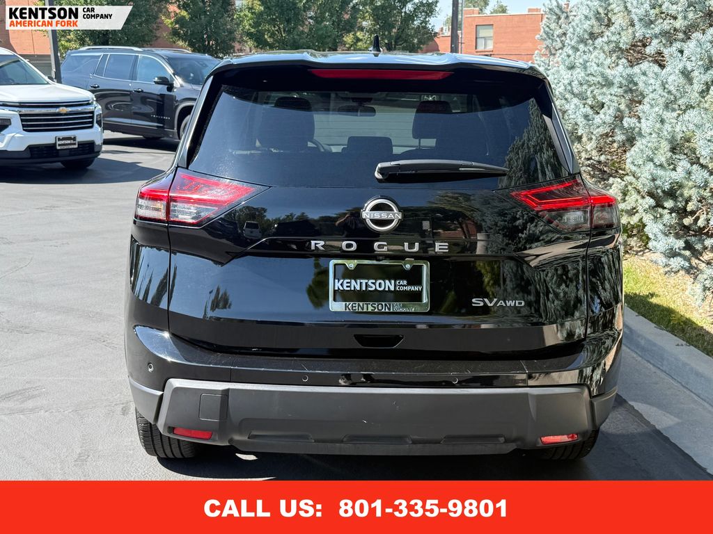 2024 Nissan Rogue SV photo 7