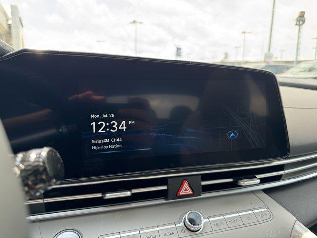 2025 Hyundai Elantra Hybrid Limited photo 33