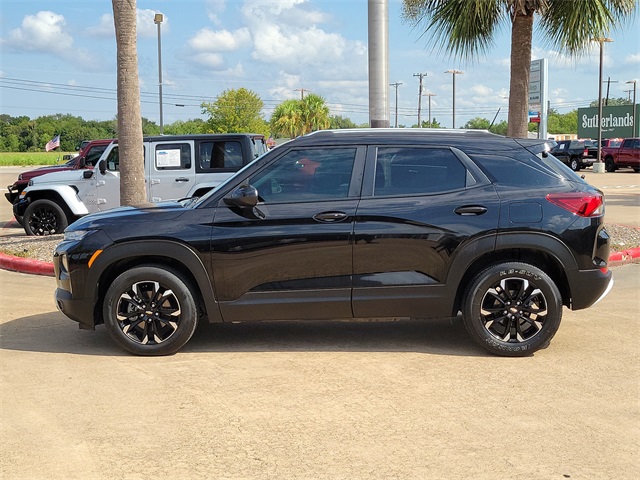 2023 Chevrolet Trailblazer LT photo 3