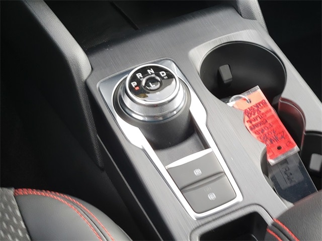 2025 Ford Escape ST-Line photo 12