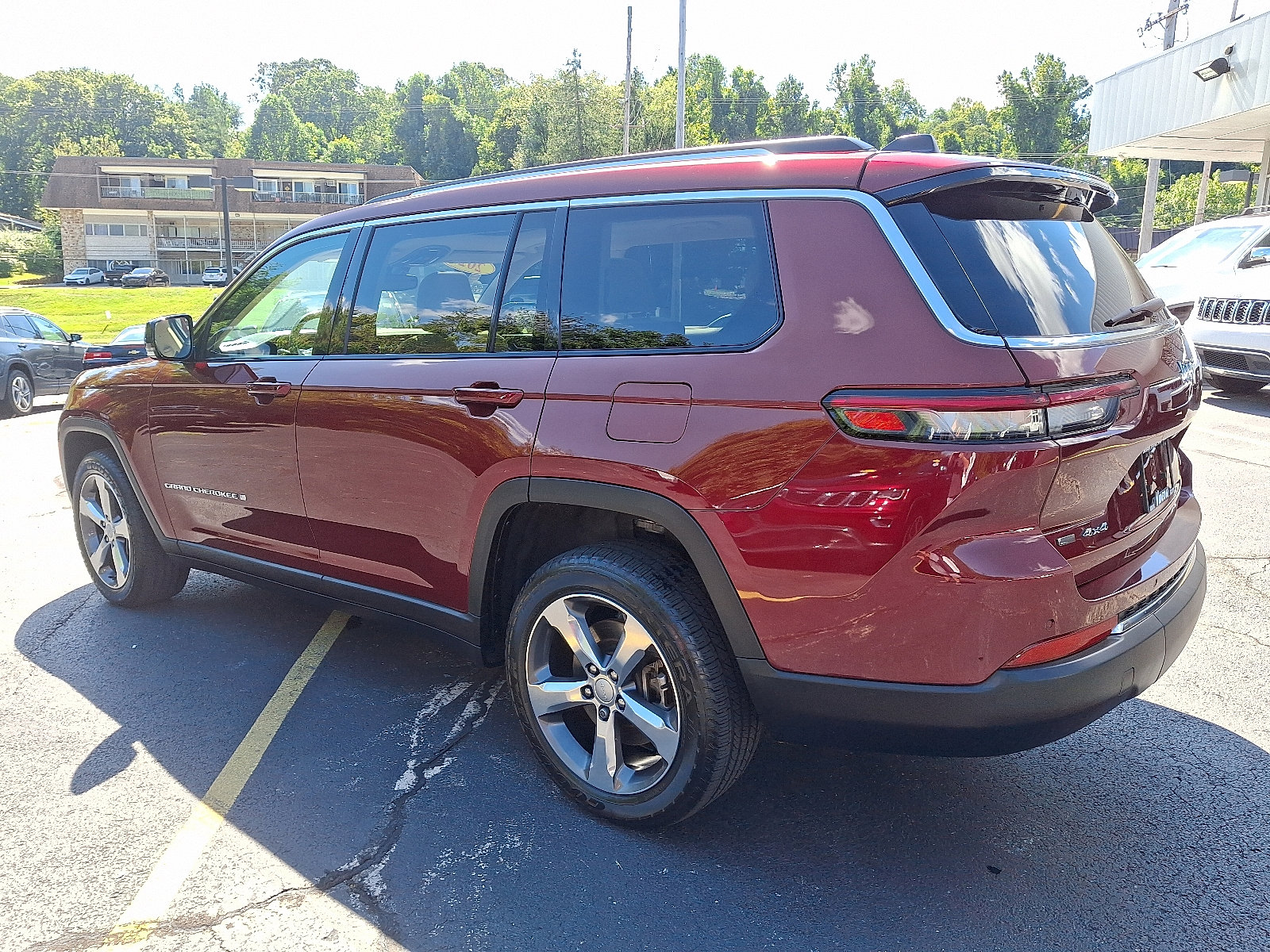 2021 Jeep Grand Cherokee Limited photo 2