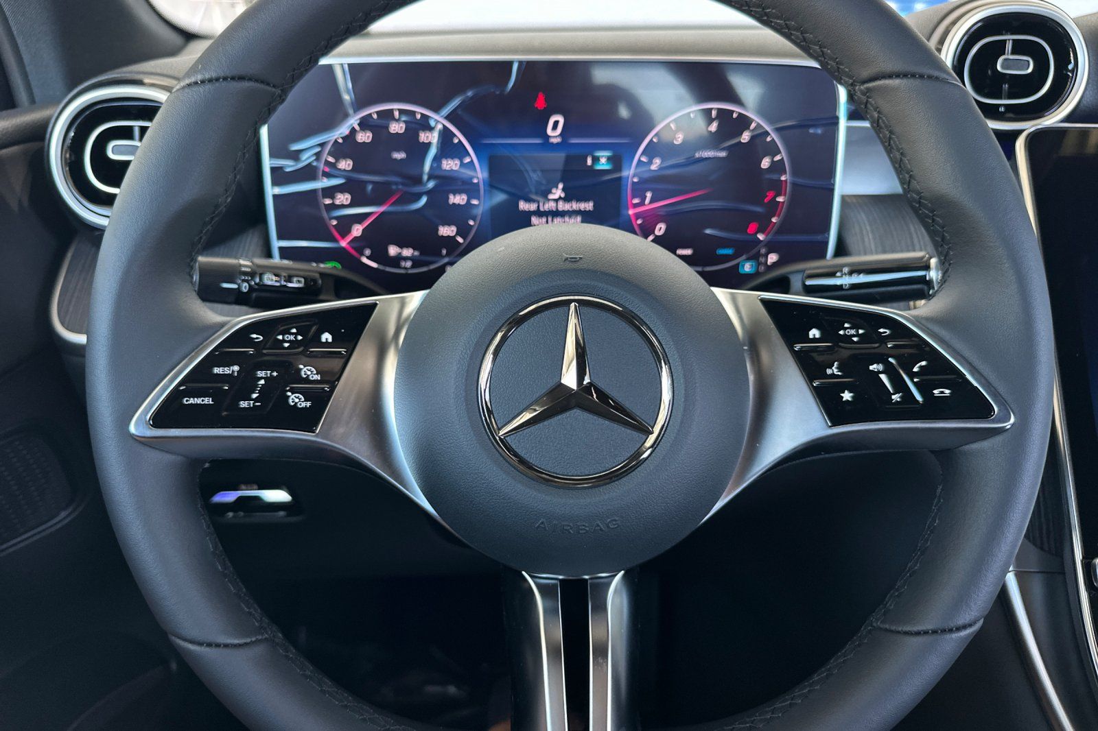 2026 Mercedes Benz GLC 300 photo 18