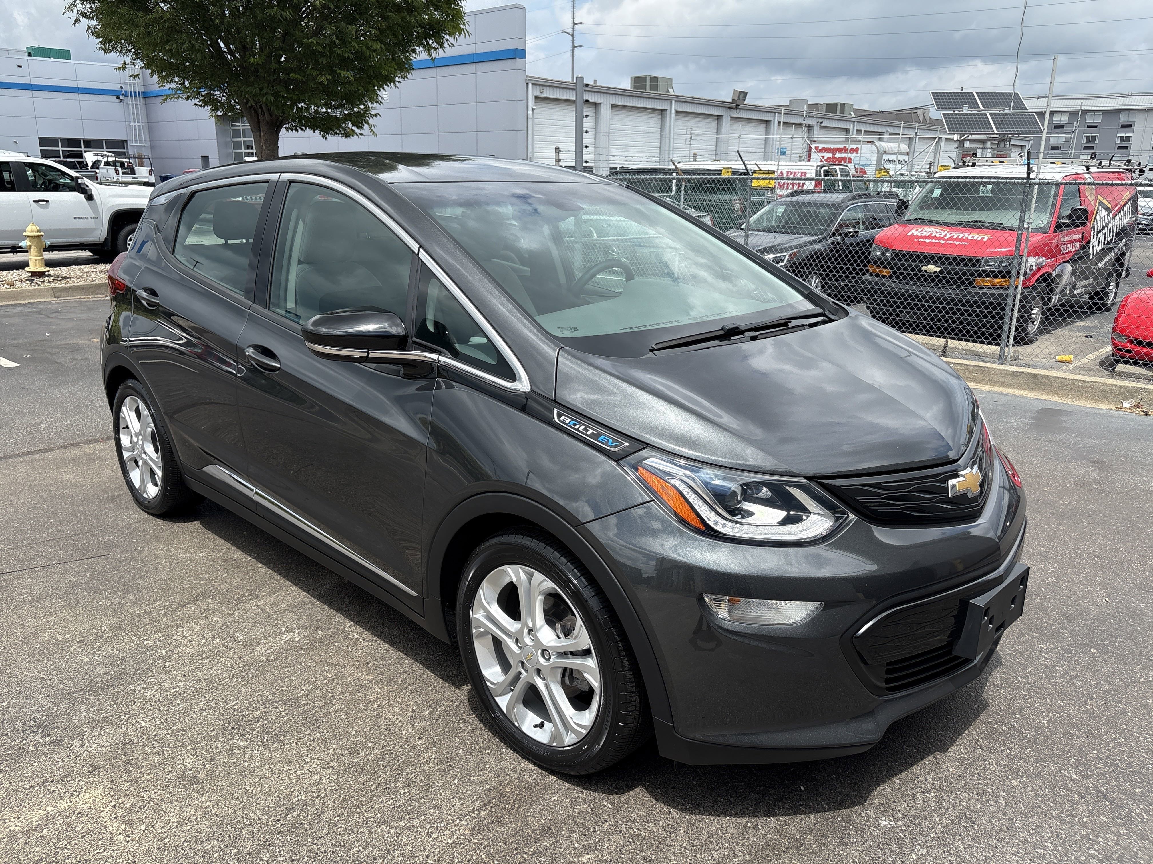 Used 2021 Chevrolet Bolt EV LT with VIN 1G1FW6S09M4109735 for sale in Jeffersontown, KY
