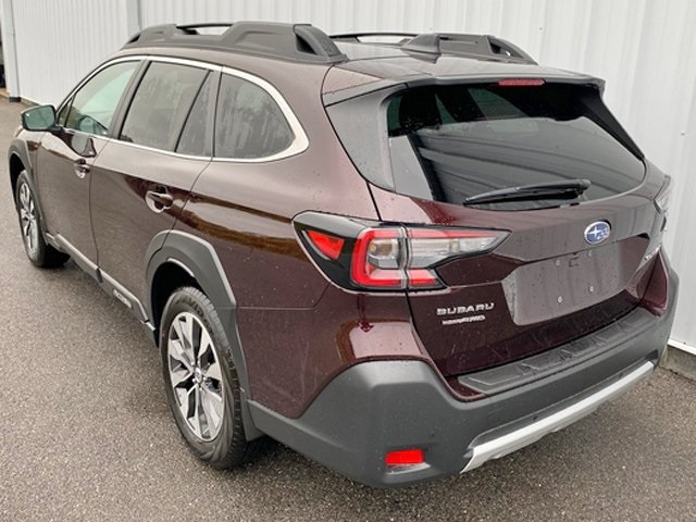 2025 Subaru Outback Limited photo 4
