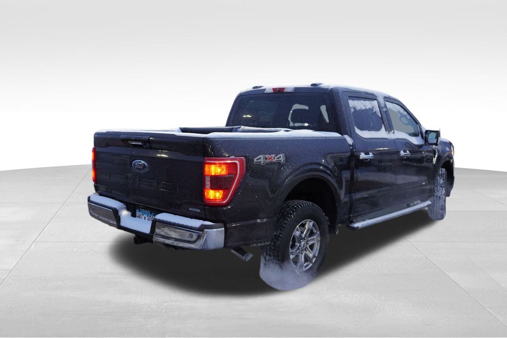 2021 Ford F-150 XLT photo 3