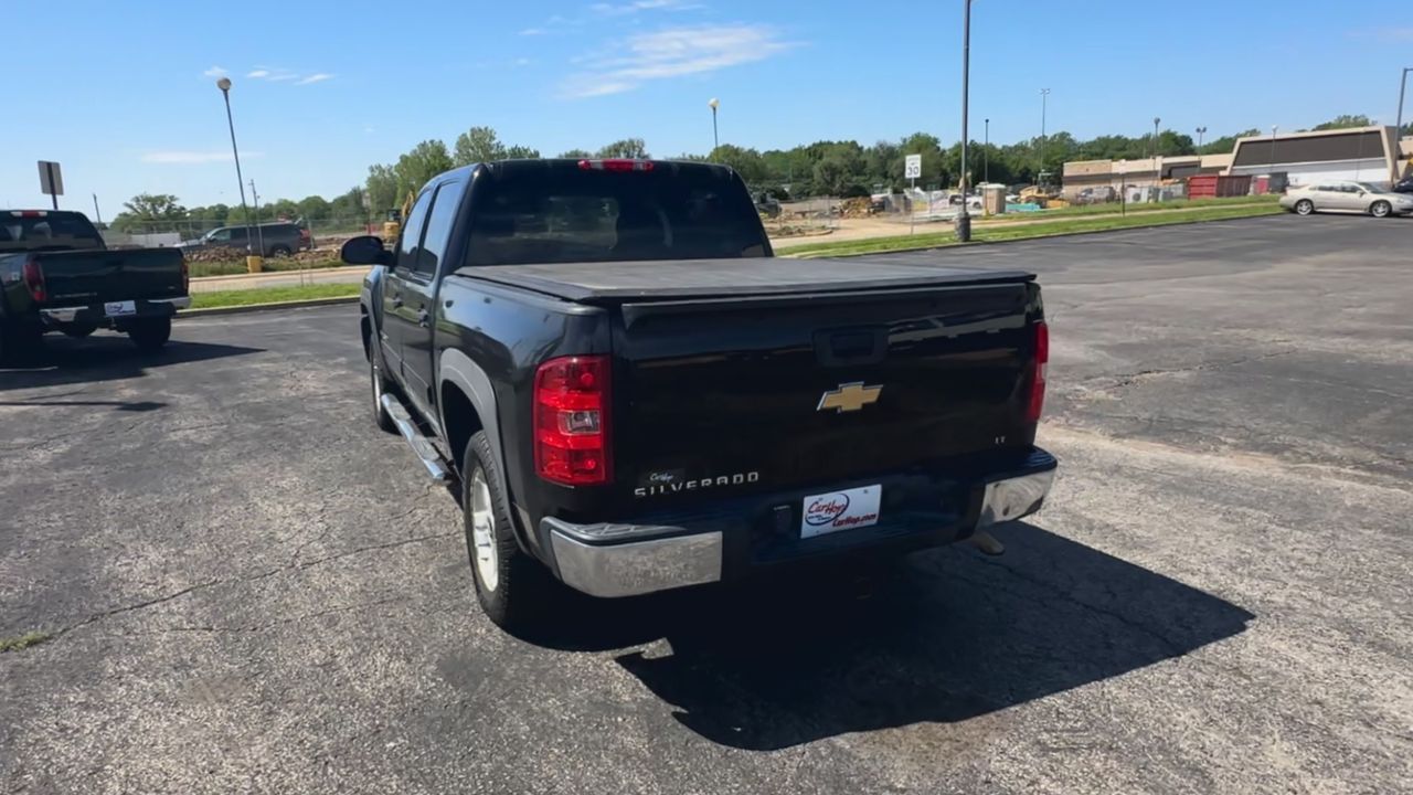 PreOwned 2007 Chevrolet Silverado 1LT CREW CAB 4WD Y829403 in Topeka