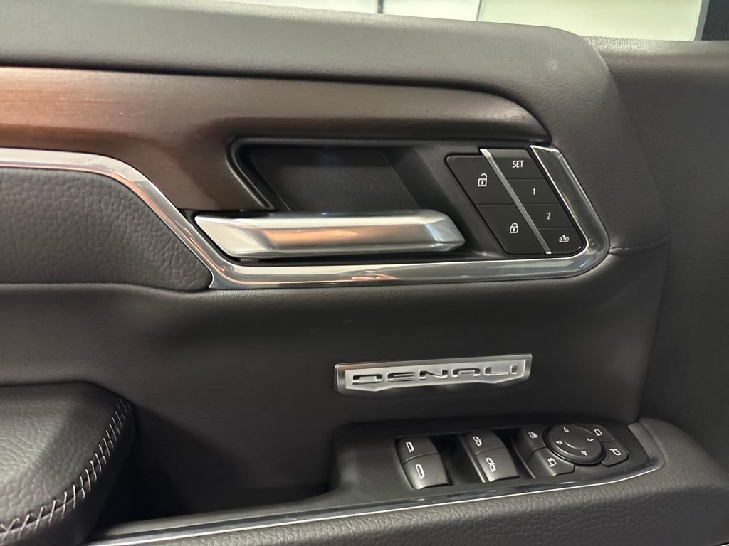 2026 Gmc Sierra 1500 Denali photo 17