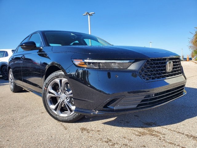 2025 Honda Accord Hybrid Sport-L photo 2