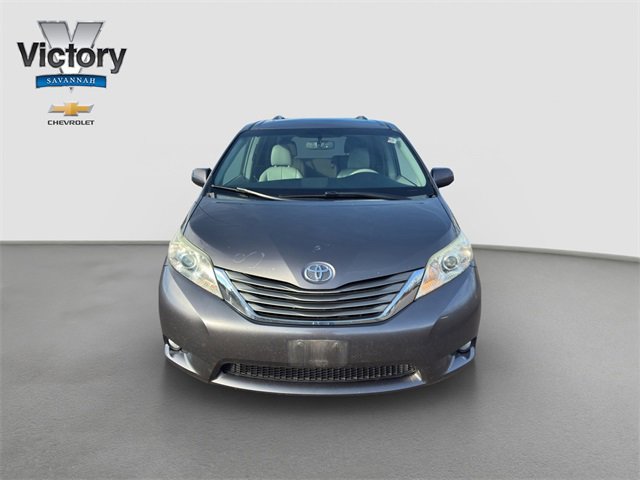 Used 2014 Toyota Sienna XLE with VIN 5TDYK3DC1ES471243 for sale in Kansas City
