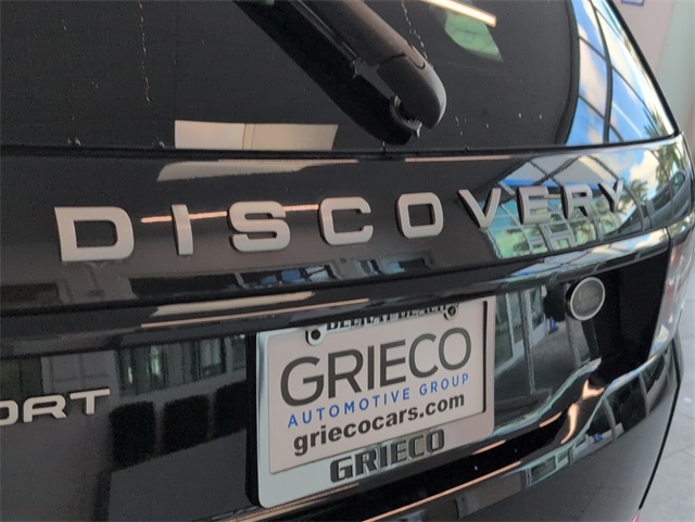 2018 Land Rover Discovery Sport SE photo 10