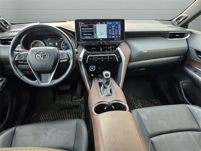 2021 Toyota Venza Limited photo 10