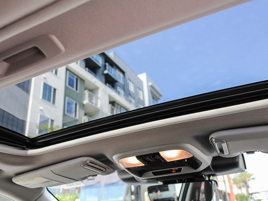 2025 Subaru Crosstrek Premium photo 16