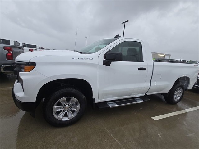 2025 Chevrolet Silverado 1500 photo 4