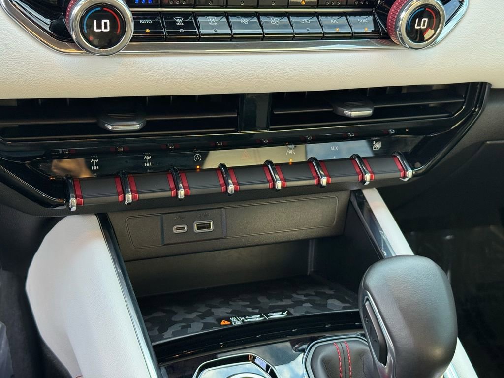 2023 Gmc Canyon AT4X photo 20