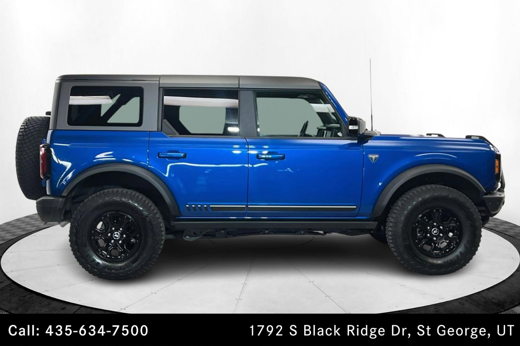 2021 Ford Bronco First Edition photo 4