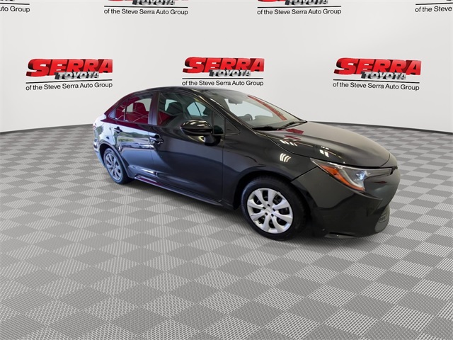 2022 Toyota Corolla LE photo 3