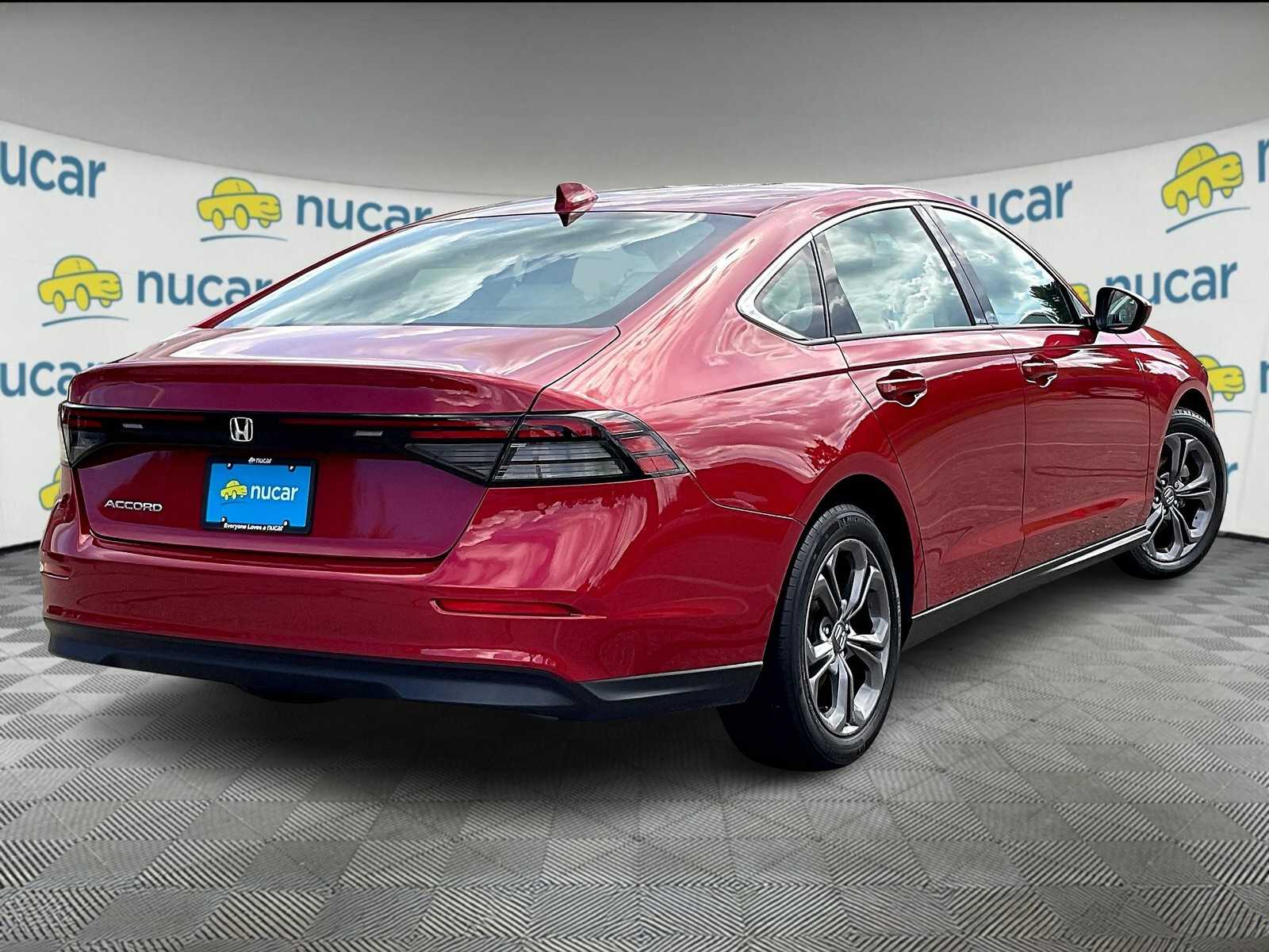 2023 Honda Accord 1.5T EX photo 6