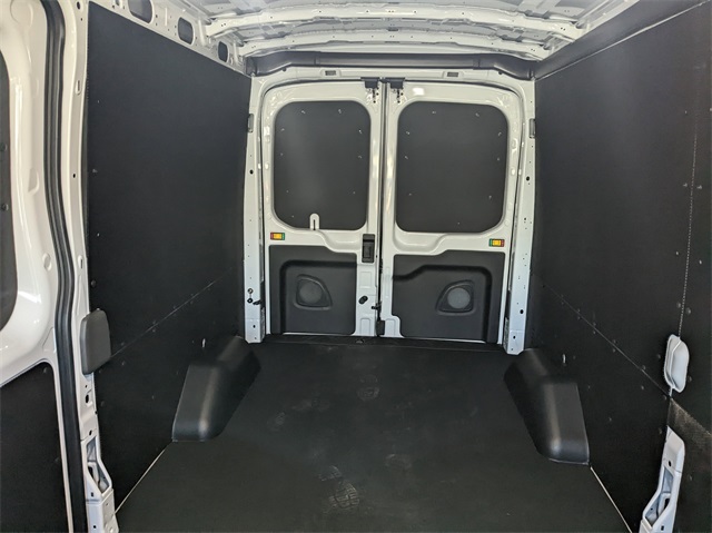 2025 Ford Transit Cargo Van photo 9
