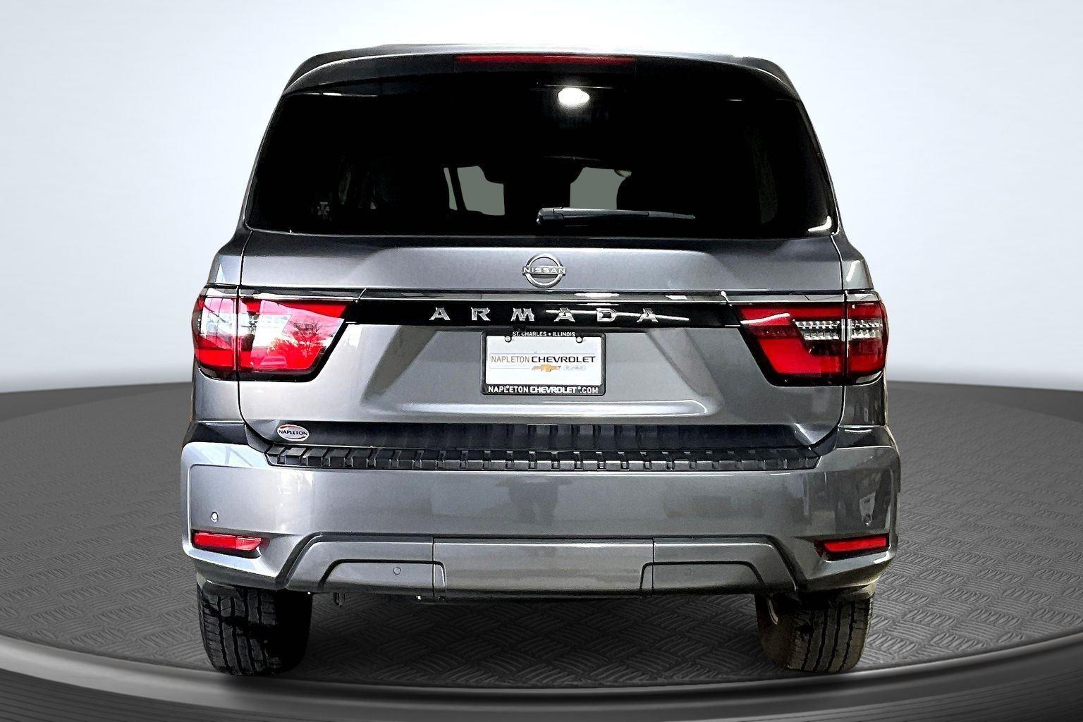 2022 Nissan Armada SV photo 3