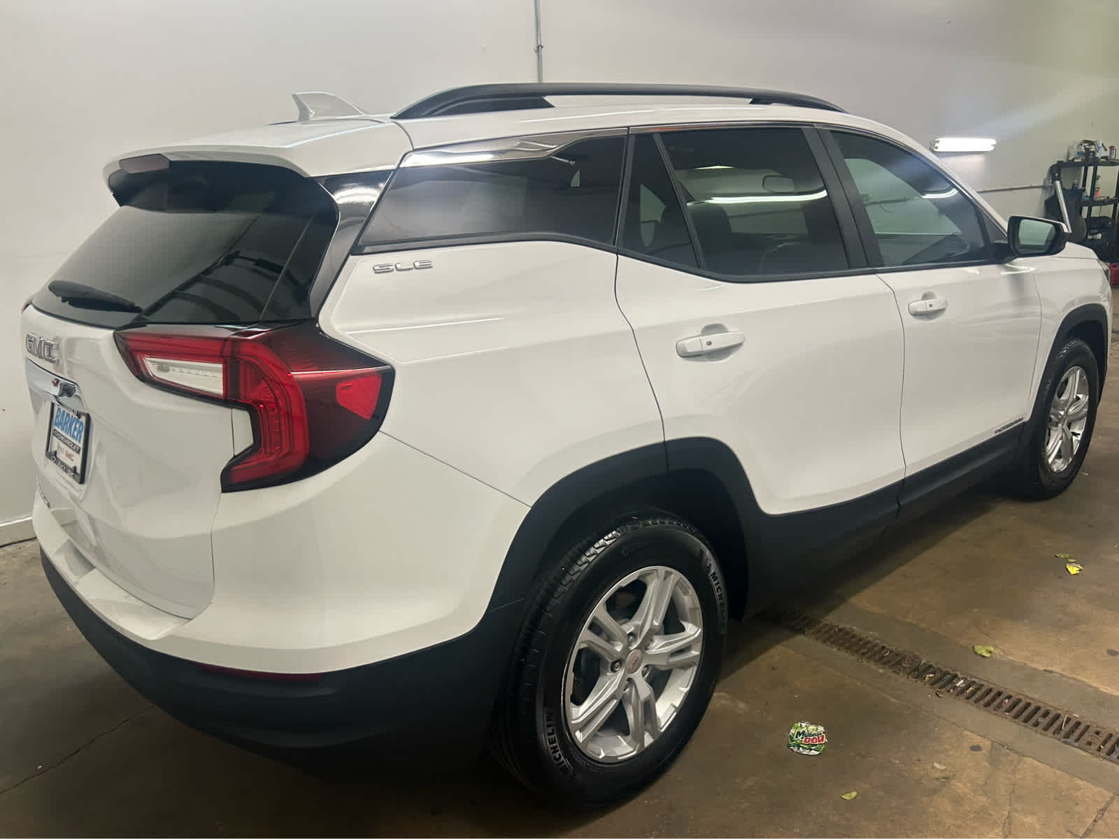 2023 Gmc Terrain SLE photo 2