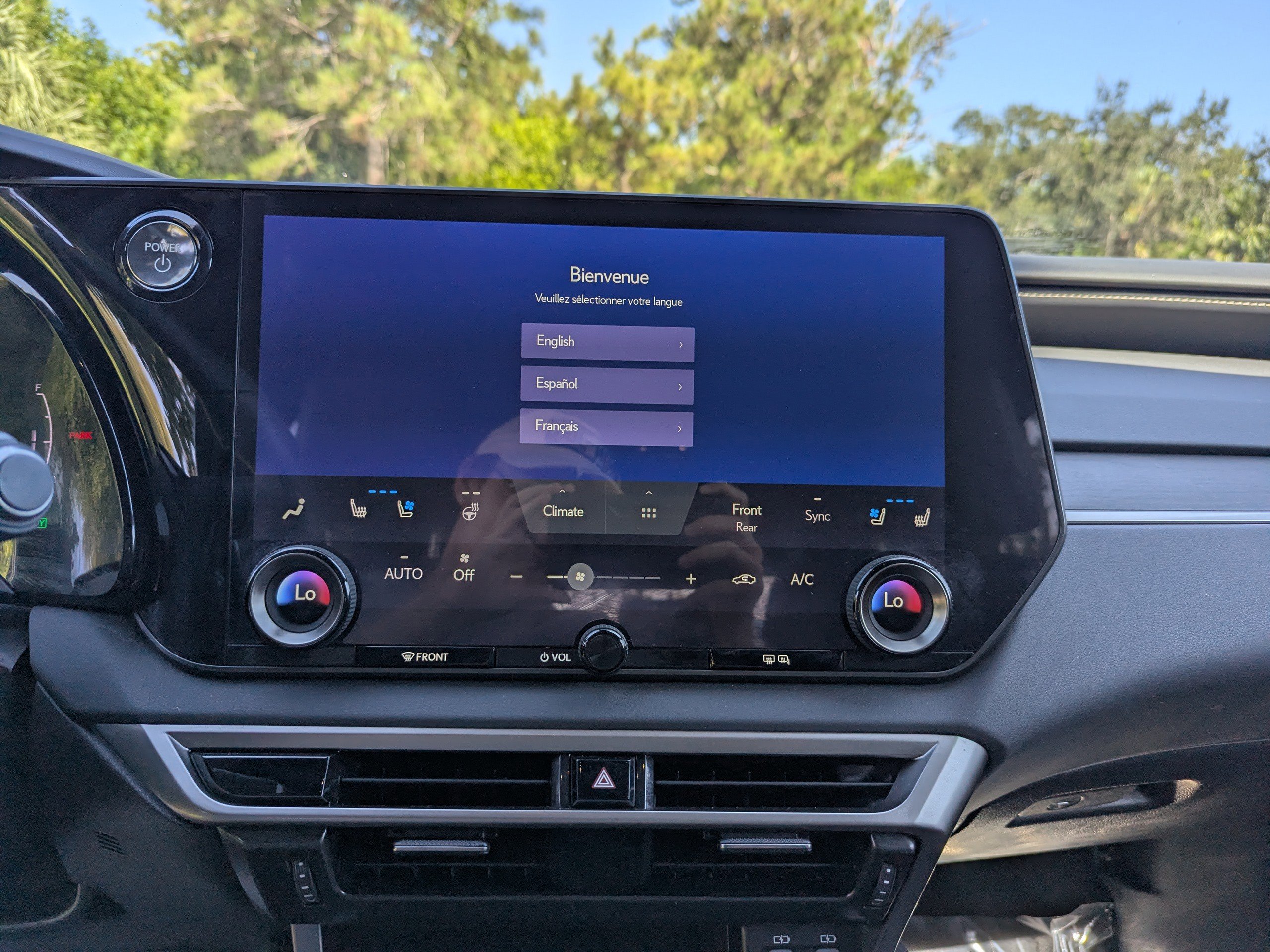 2024 Lexus RX 350h photo 23