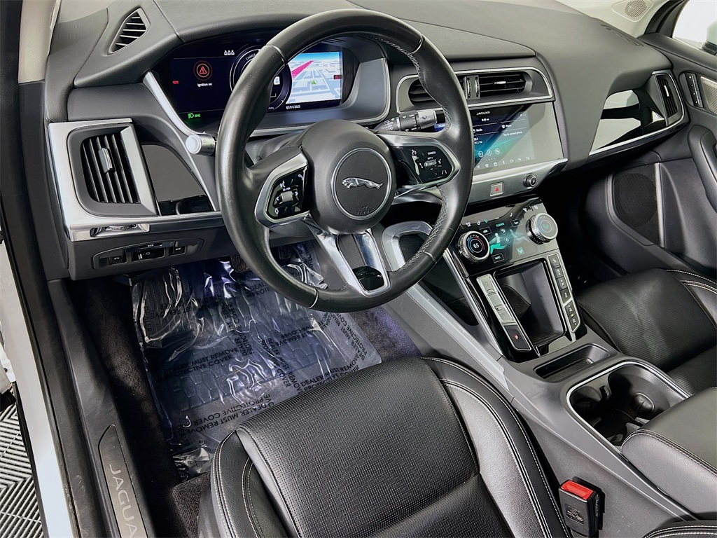 2020 Jaguar I-PACE S photo 9