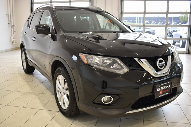 2016 Nissan Rogue SV