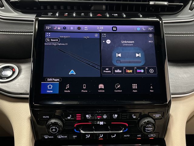 2024 Jeep Grand Cherokee Limited photo 3