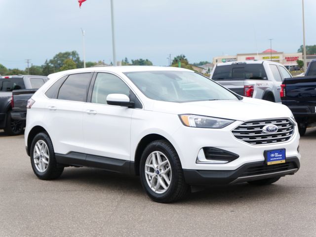 2022 Ford Edge SEL photo 18