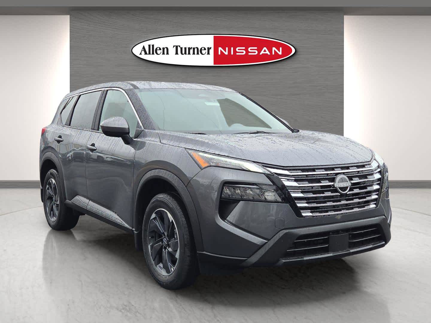 2026 Nissan Rogue SV's photo