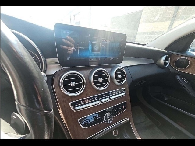 2019 Mercedes Benz C 300 photo 6