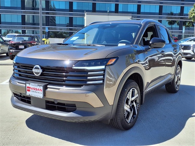 2026 Nissan Kicks SV photo 2