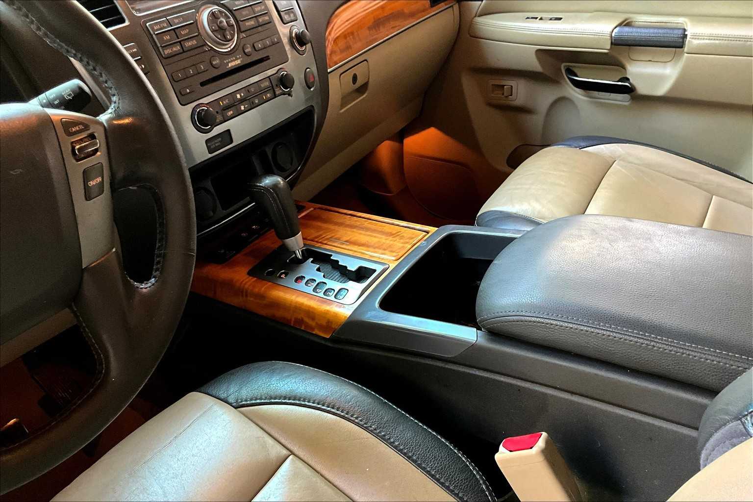 2014 Nissan Armada Platinum photo 15