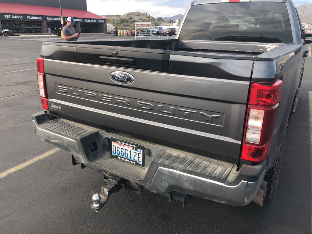 2021 Ford F-250 XLT photo 4