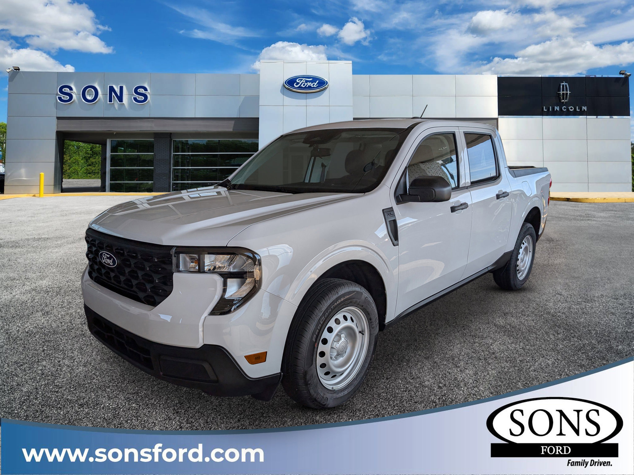 2025 Ford Maverick XL's photo