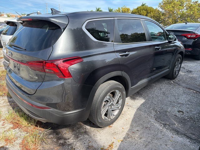 2023 Hyundai Santa Fe SE photo 3