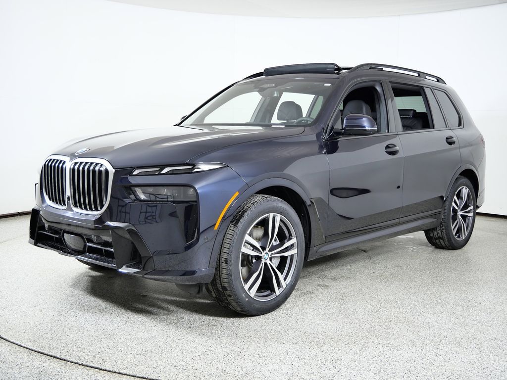 2026 BMW X7 40i's photo
