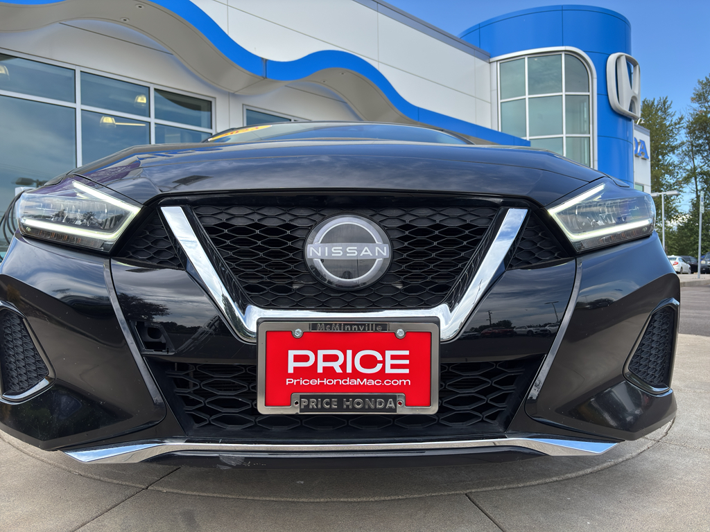 2023 Nissan Maxima SV photo 23