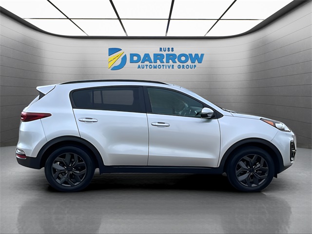 2022 Kia Sportage Nightfall Edition photo 3