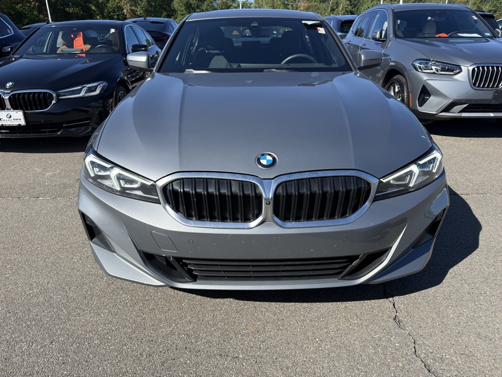 2023 Bmw 330i xDrive photo 2