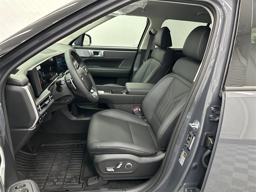 2026 Hyundai Santa Fe SEL photo 9