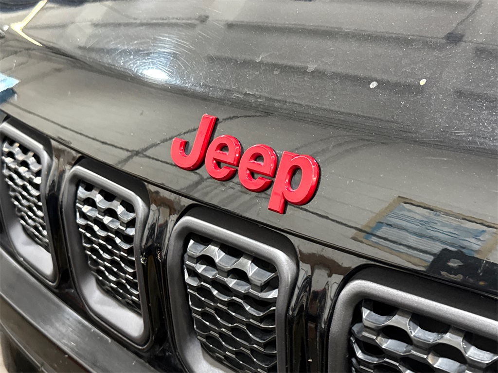 2023 Jeep Compass Red Edition photo 3