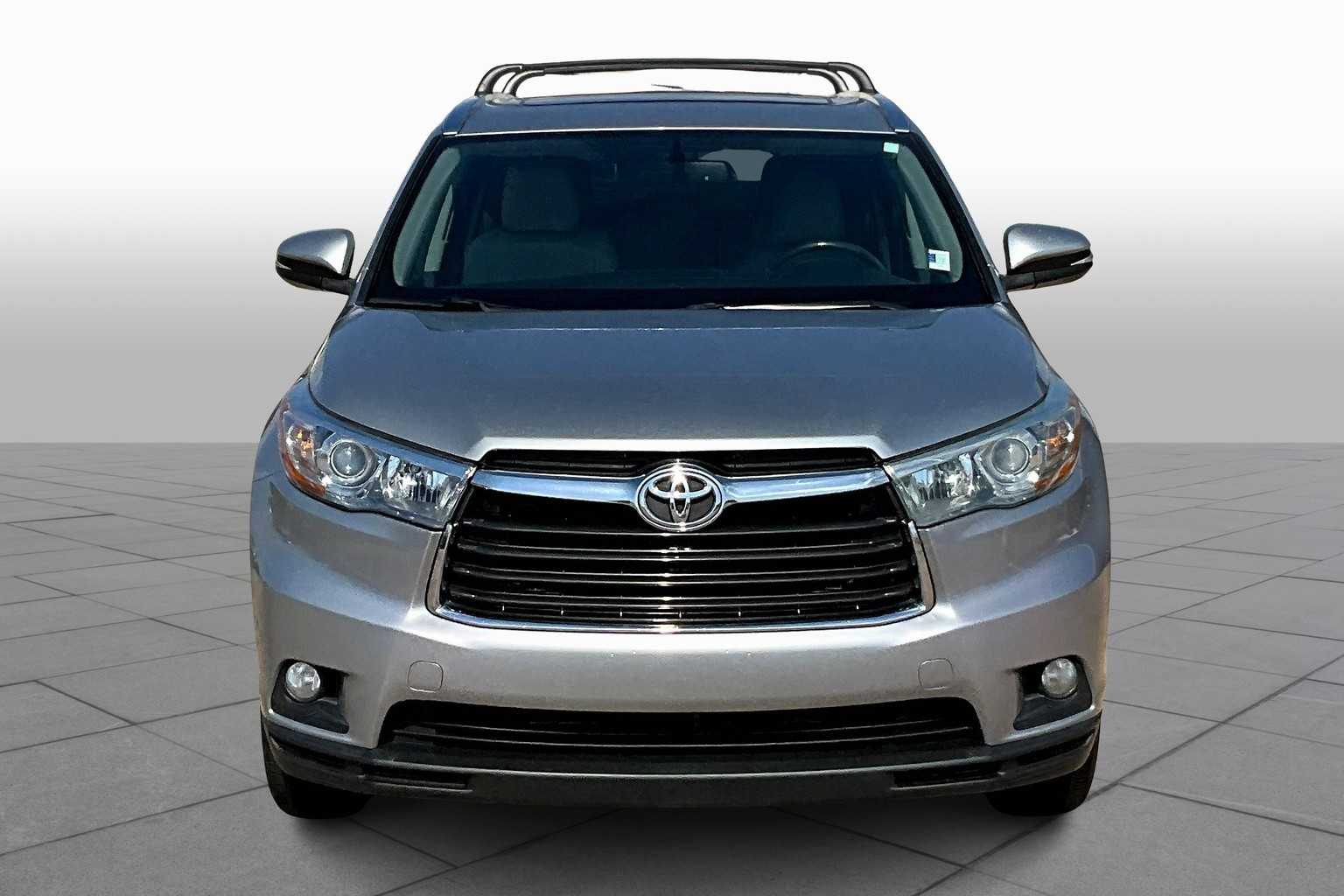 2015 Toyota Highlander XLE photo 3
