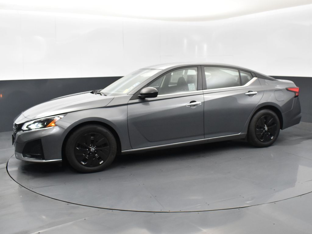 2024 Nissan Altima 2.5 S photo 4