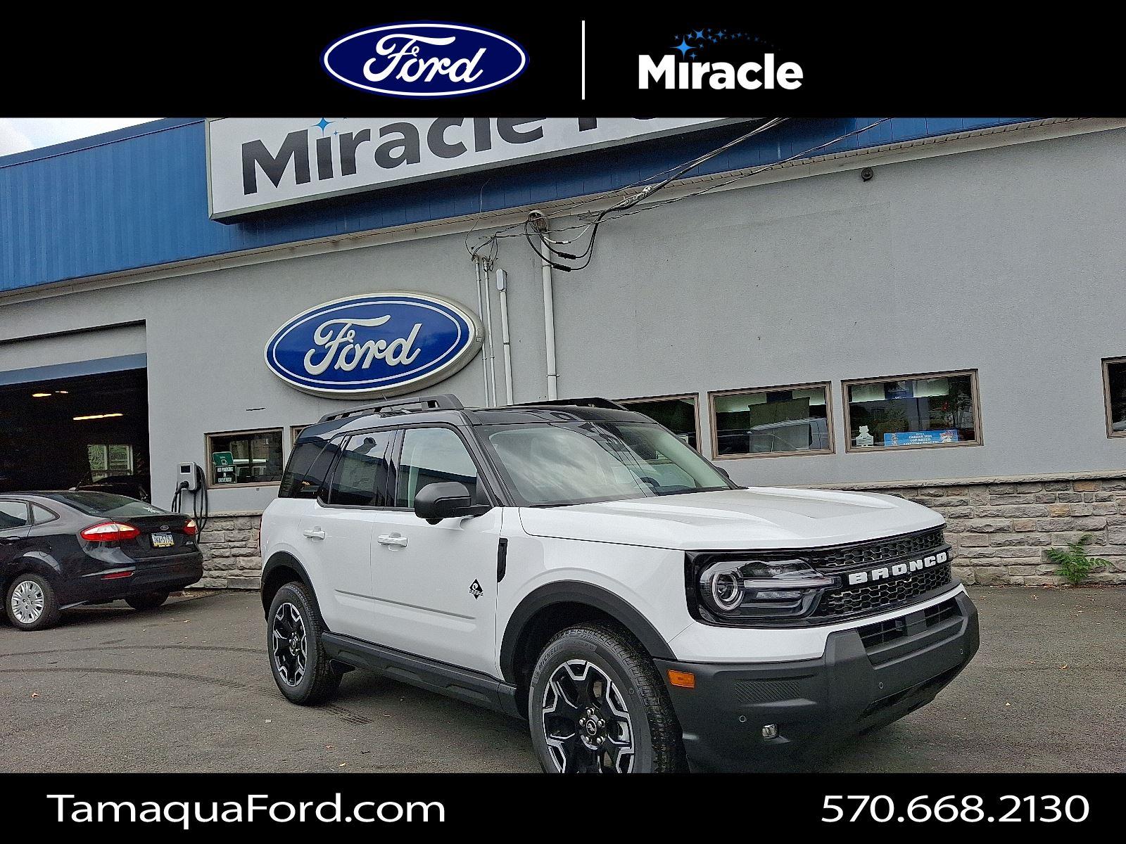 2025 Ford Bronco Sport Outer Banks's photo