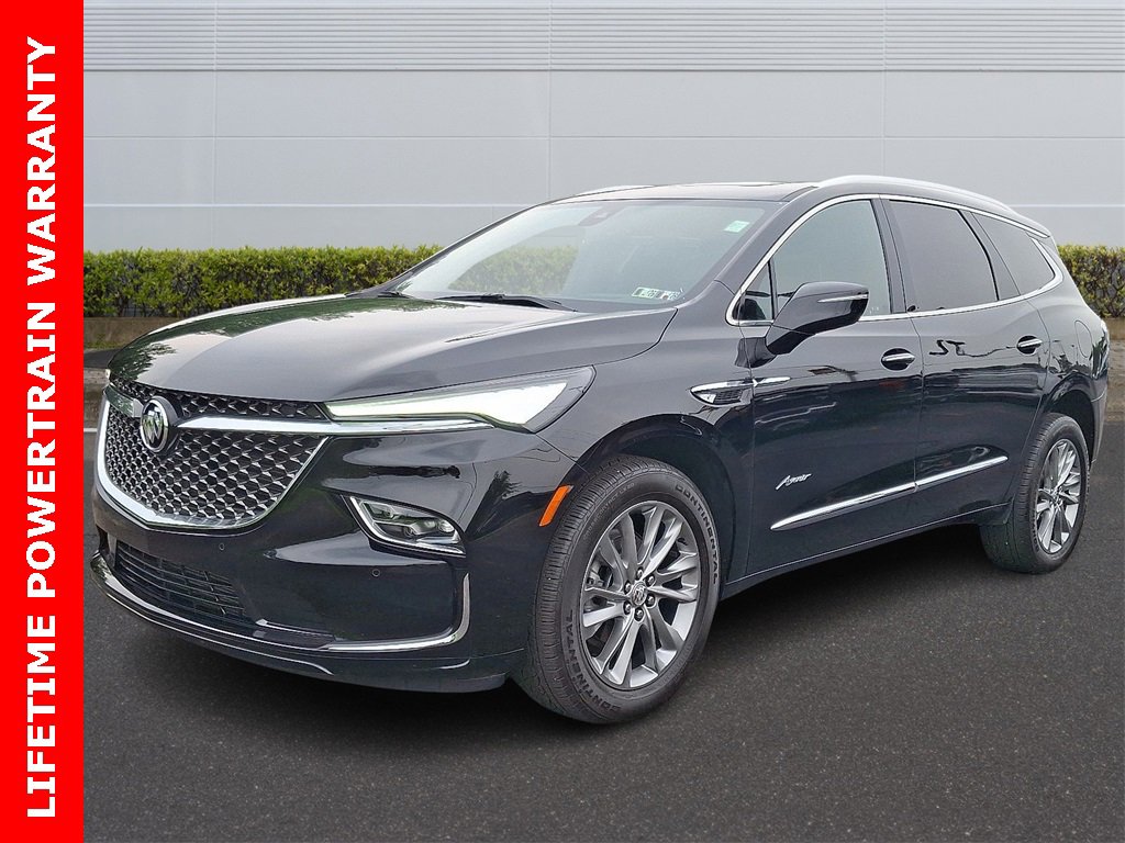 2023 Buick Enclave Premium photo 3